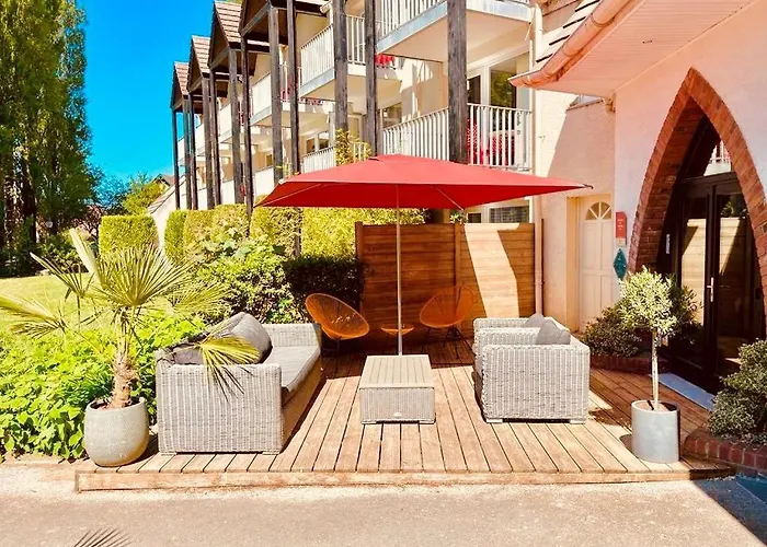 Apart-hotel Hippotel 2*