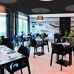 Apartmanhotel Hippotel 2*