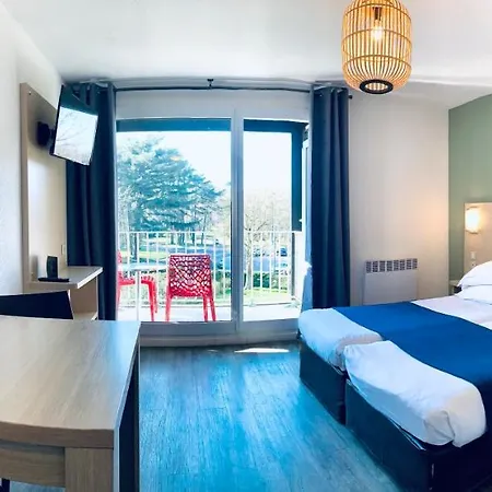 Aparthotel Hippotel 2*