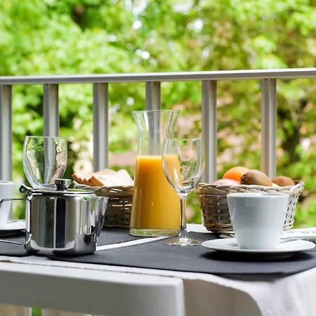 Apart-hotel Hippotel 2*