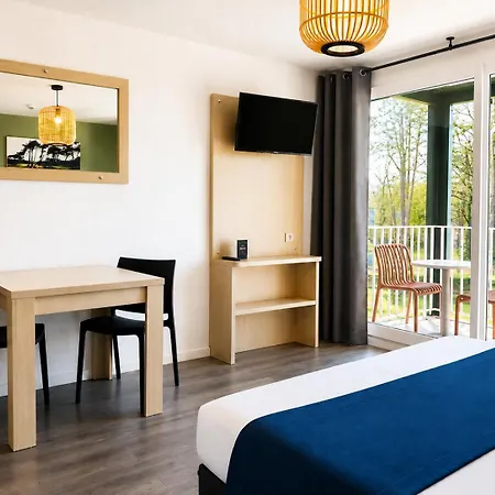 Hippotel Aparthotel 2*
