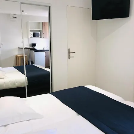 Hippotel Aparthotel 2*