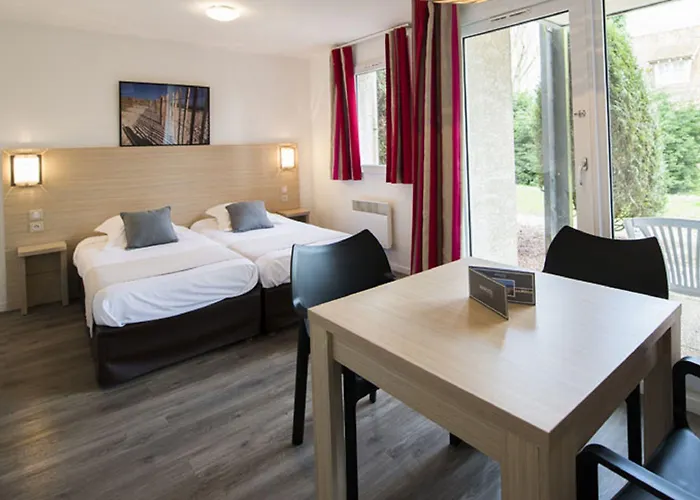 Aparthotel Hippotel 2*